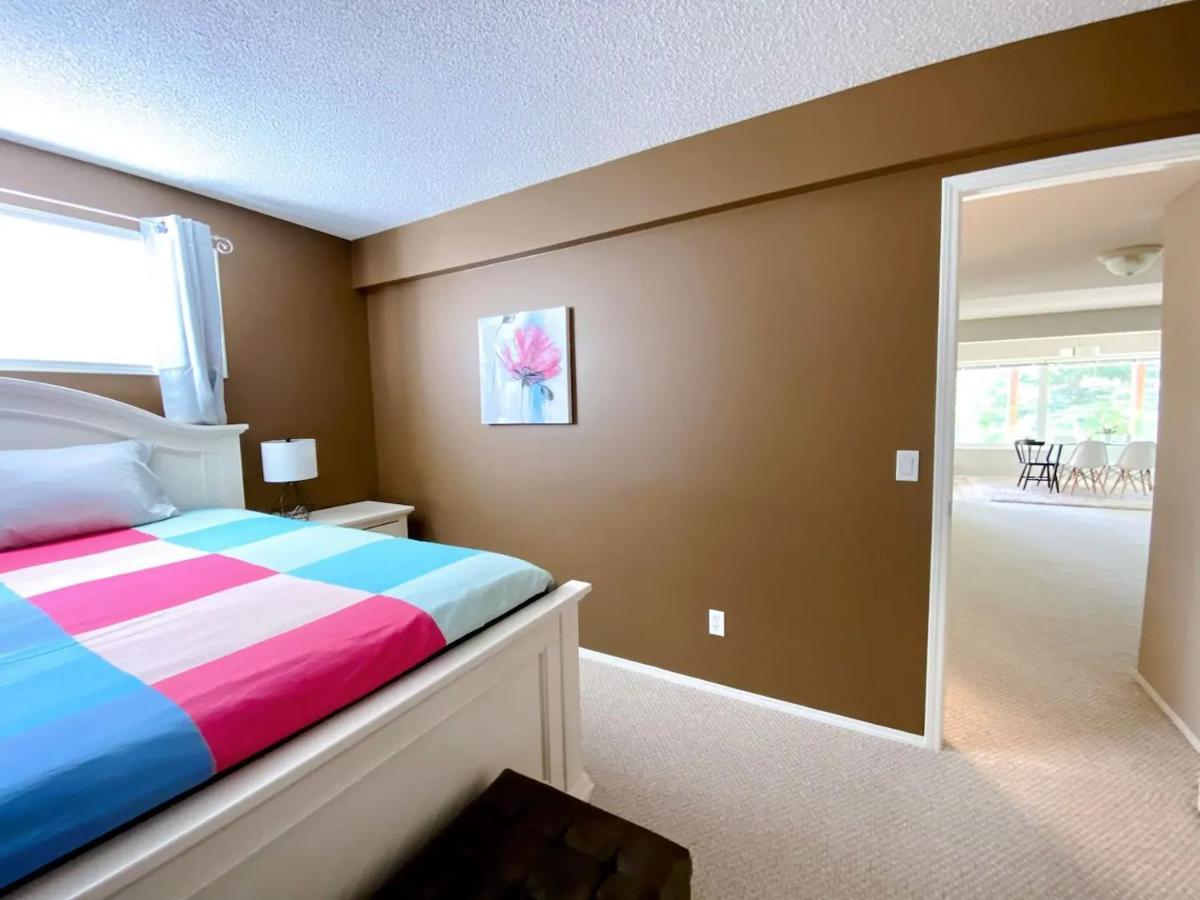 Private, Spacious, & Bright Home YYC Buitenkant foto